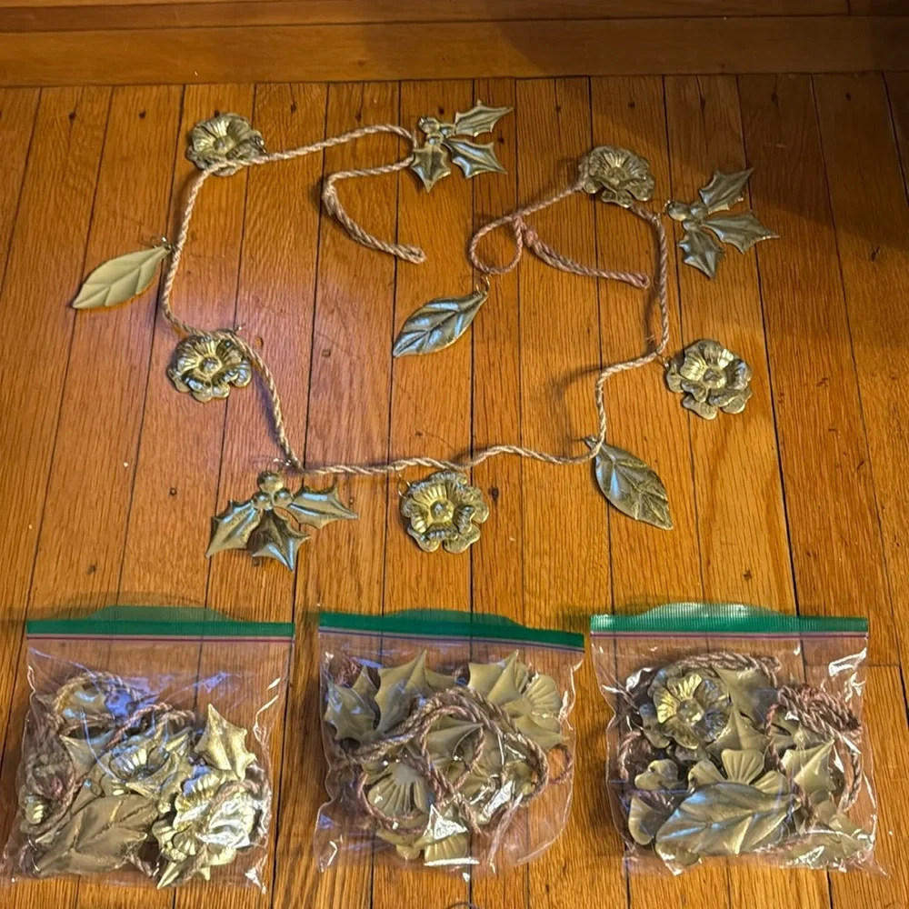 Anthropologie Steel Golden Garland - set of 4
